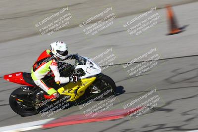 media/Jan-21-2023-Fastrack Riders (Sat) [[fcf3f88a30]]/Level 4/Session 2 Nascar 1/